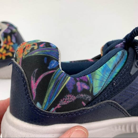 AVIA Memory Foam  Sneakers size 7 - Picture 3 of 5